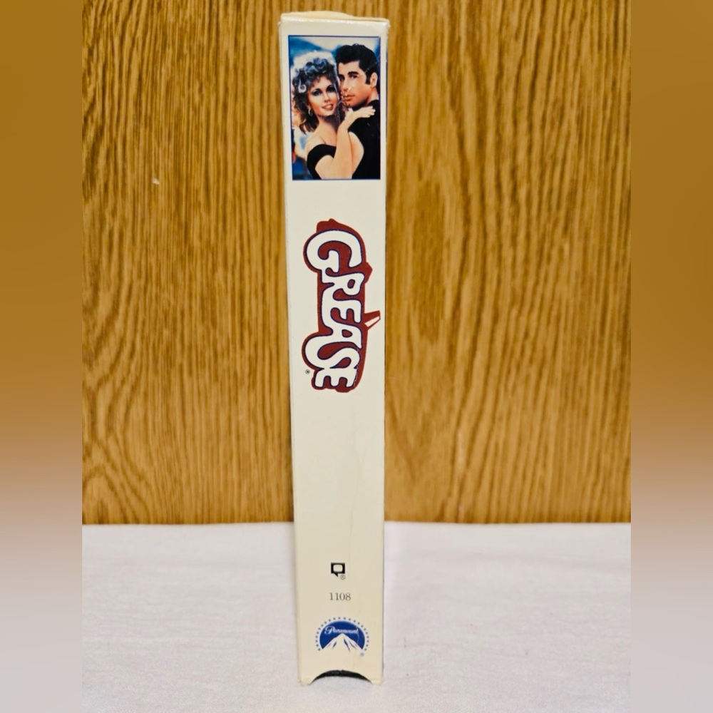 Grease VHS - Picture 3 of 4